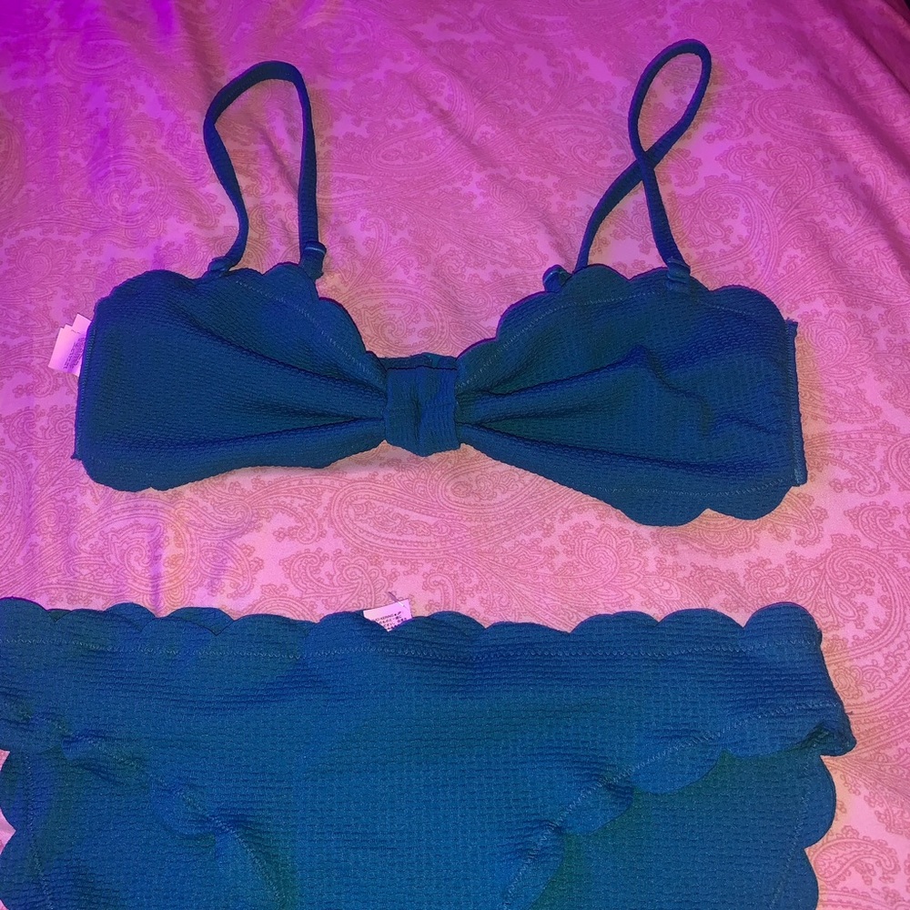 Bathing suit